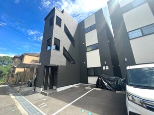 プレジール高取山町B棟の物件外観写真